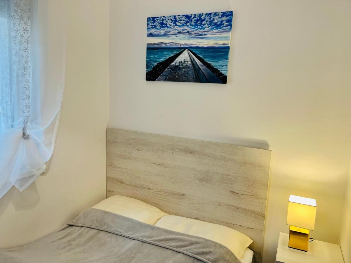 Balcsitthon Apartmanok Siofok Room photo